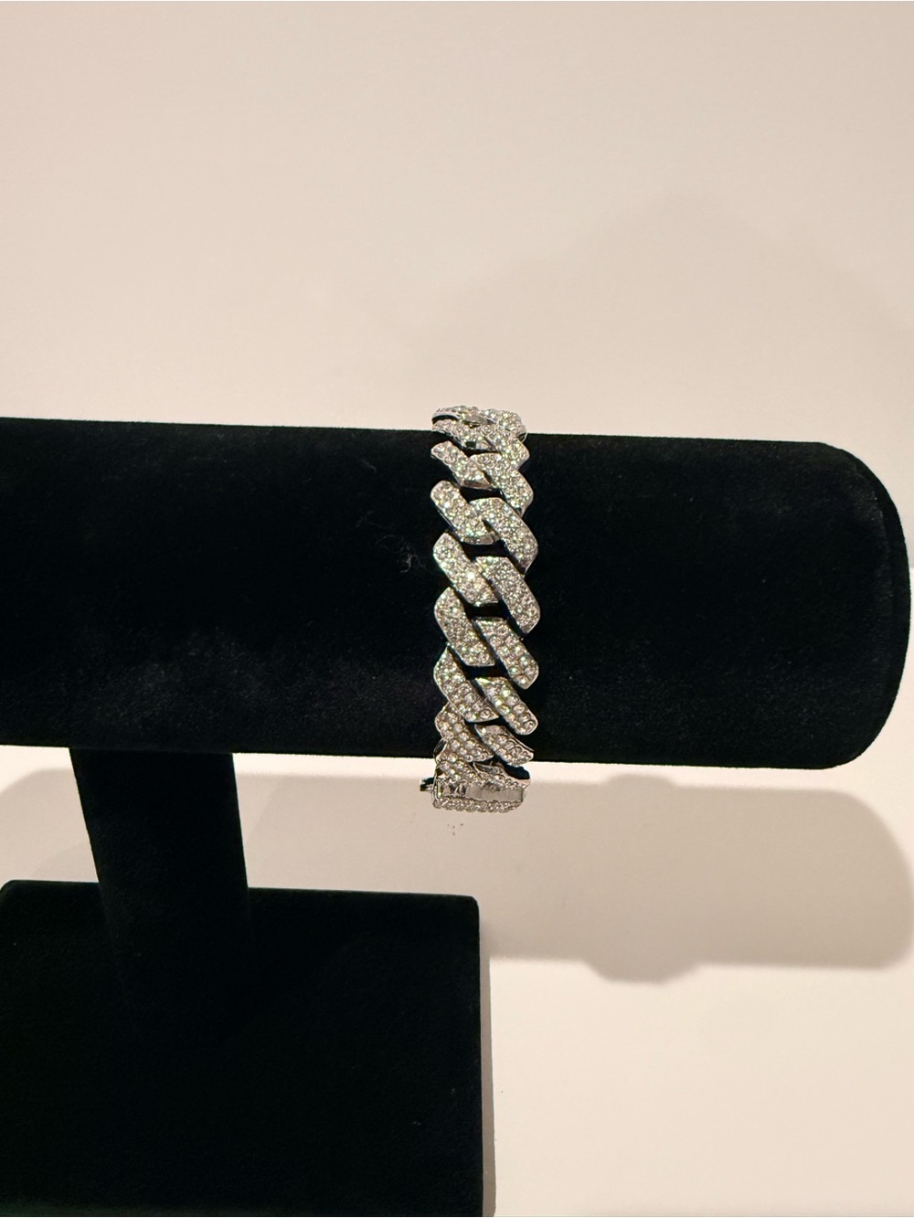 Cuban Link Bracelet - Silver Tone